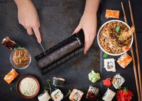 Zestaw 10 foremek do sushi forma do sushi komplet akcesoria wykrojniki