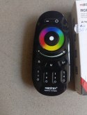 Milight FUT096B Pilot RGBW 4 Strefowy CZARNY DOTYK
